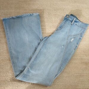 Flared light wash jeans